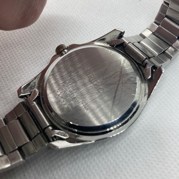 Classic Vintage Seiko 7N42 100M White Face Two Tone Bracelet - Picture 4 of 5